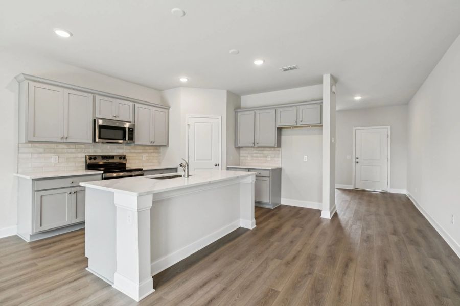 Furnished interior view inside a new home in Cades Bluff, Lebanon (Image 7).
