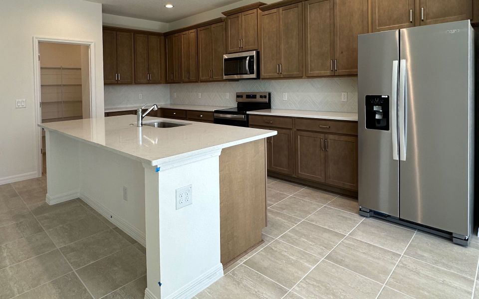 Modern Open-Concept Kitchen in Central Florida Home