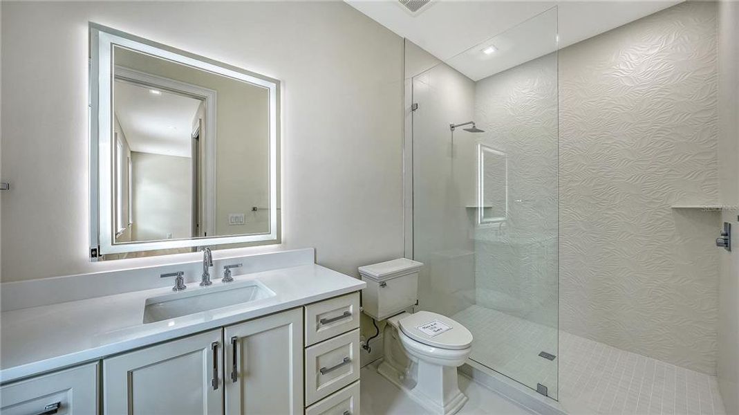 Furnished interior view inside a new home in , Sarasota (Image 43).