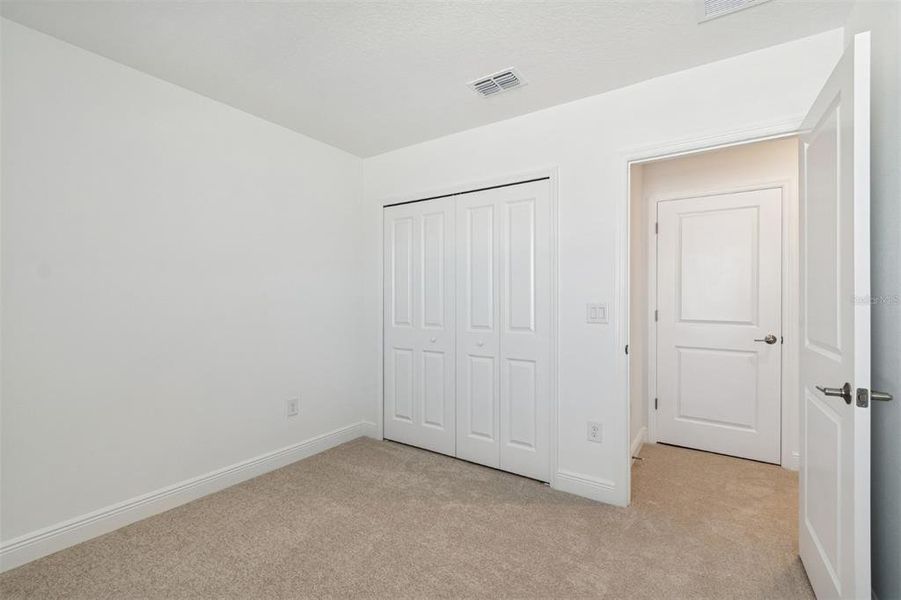 Spacious, unfurnished interior of a new home in SeaFlower, Bradenton (Image 17).