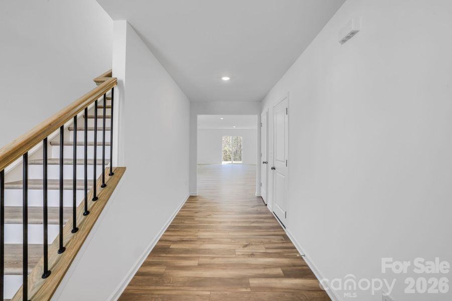 Spacious, unfurnished interior of a new home in Cleveland Hill, Shelby (Image 19).