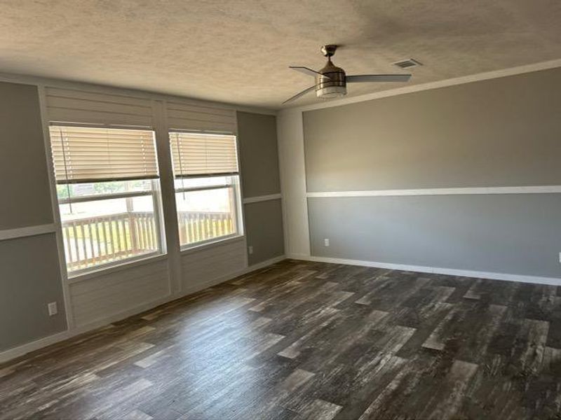 Spacious, unfurnished interior of a new home in , Pawnee (Image 15).