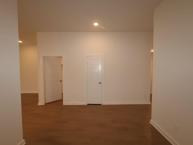 Spacious, unfurnished interior of a new home in Pinewood at Grand Texas, New Caney (Image 30). Spacious, unfurnished interior of a new home in Pinewood at Grand Texas, New Caney (Image 30).