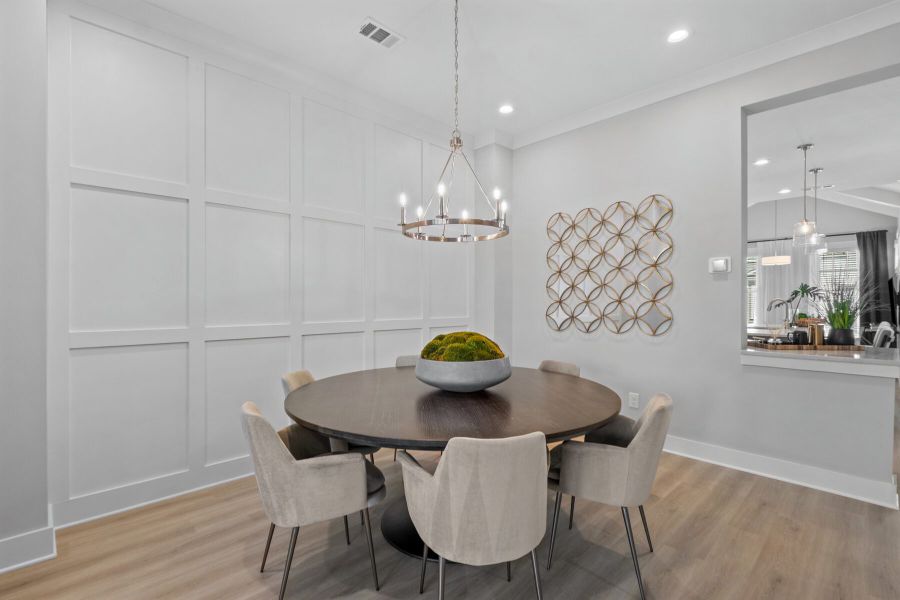Representative furnished interior of a home built from the The Kensington by JW Collection in Devin's Shire, Kennesaw (Image 26).
