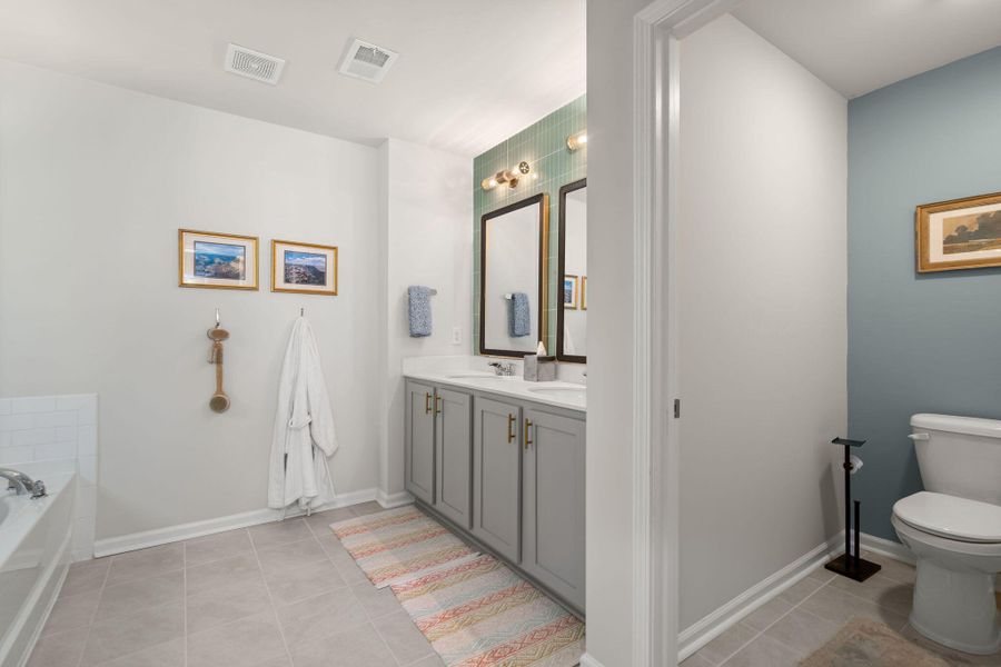 Furnished interior view inside a new home in The Ponds, Summerville (Image 20). Furnished interior view inside a new home in The Ponds, Summerville (Image 20).