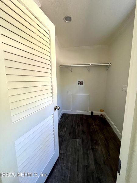 Spacious, unfurnished interior of a new home in , Palatka (Image 16).