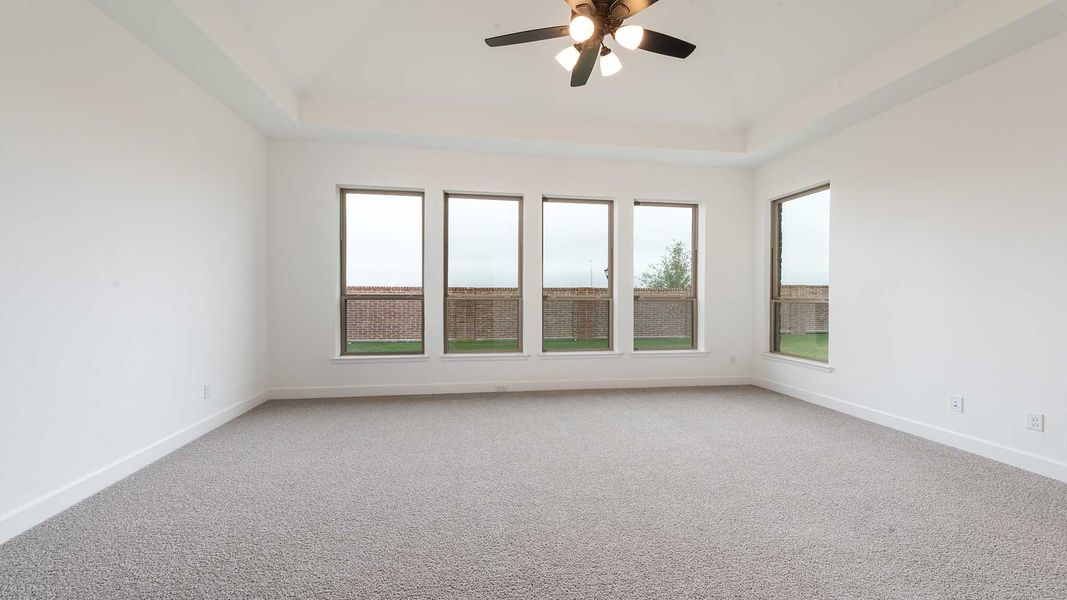 Spacious, unfurnished interior of a new home in The Woodlands Hills, Willis (Image 11).