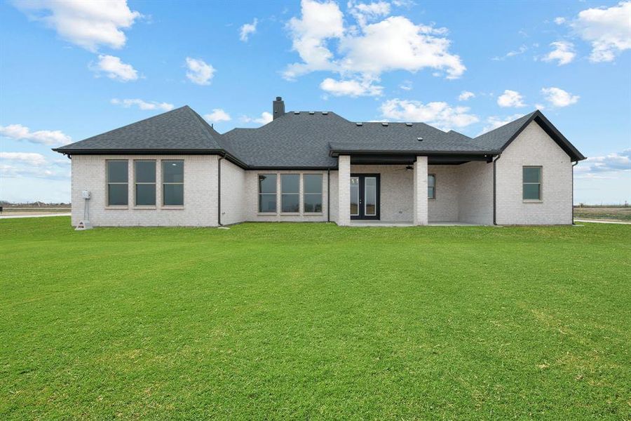 Exterior details and patio area of a home in , Decatur (Image 24).