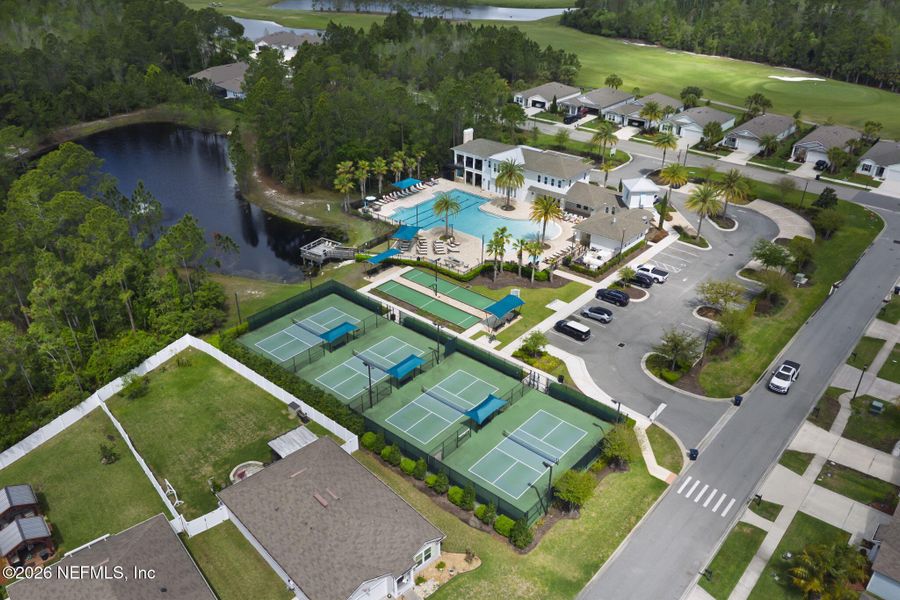 Community amenities in , Bunnell (Image 39).