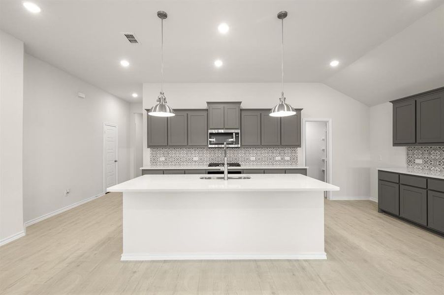 724 Scarlet Sage- Kitchen-2