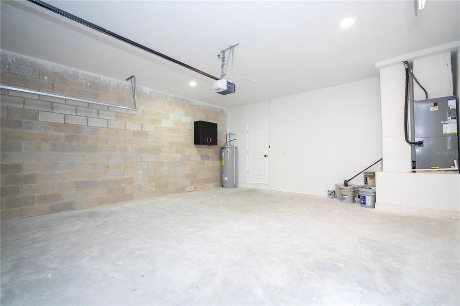 Spacious, unfurnished interior of a new home in , Haines City (Image 24). Spacious, unfurnished interior of a new home in , Haines City (Image 24).