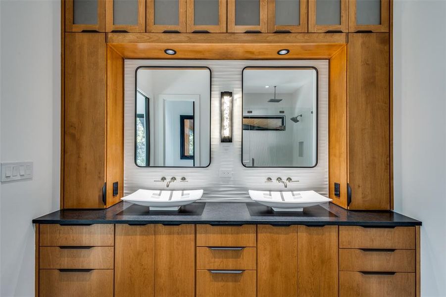 Close-up of interior finishes inside a home in , Oak Point (Image 8). Close-up of interior finishes inside a home in , Oak Point (Image 8).