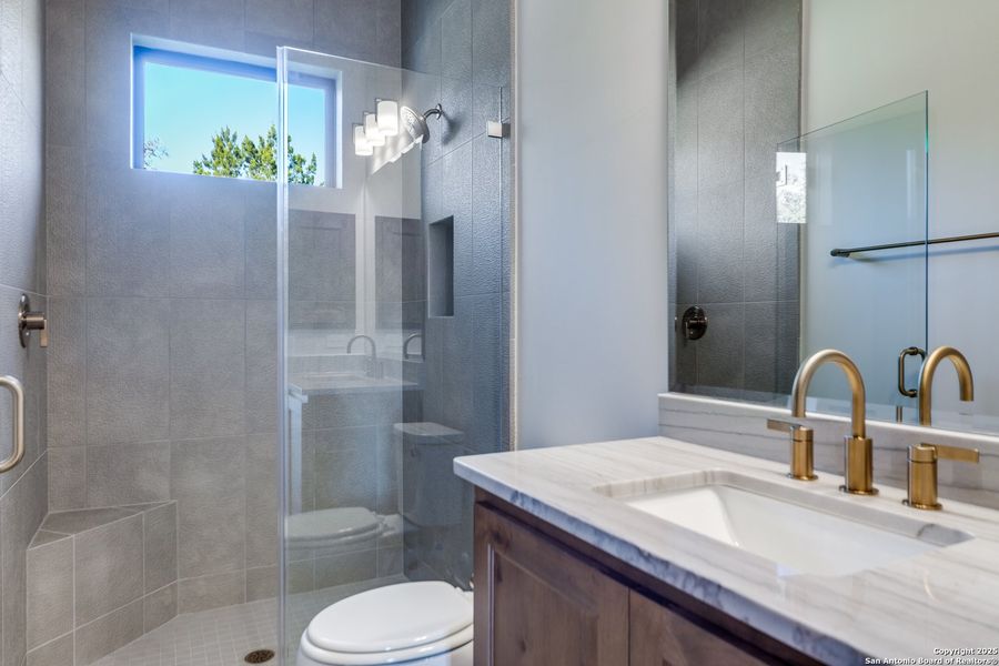 Furnished interior view inside a new home in , Boerne (Image 6).