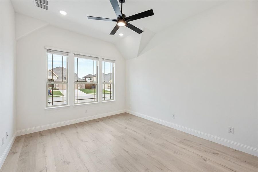 Spacious, unfurnished interior of a new home in West Crossing, Anna (Image 20). Spacious, unfurnished interior of a new home in West Crossing, Anna (Image 20).