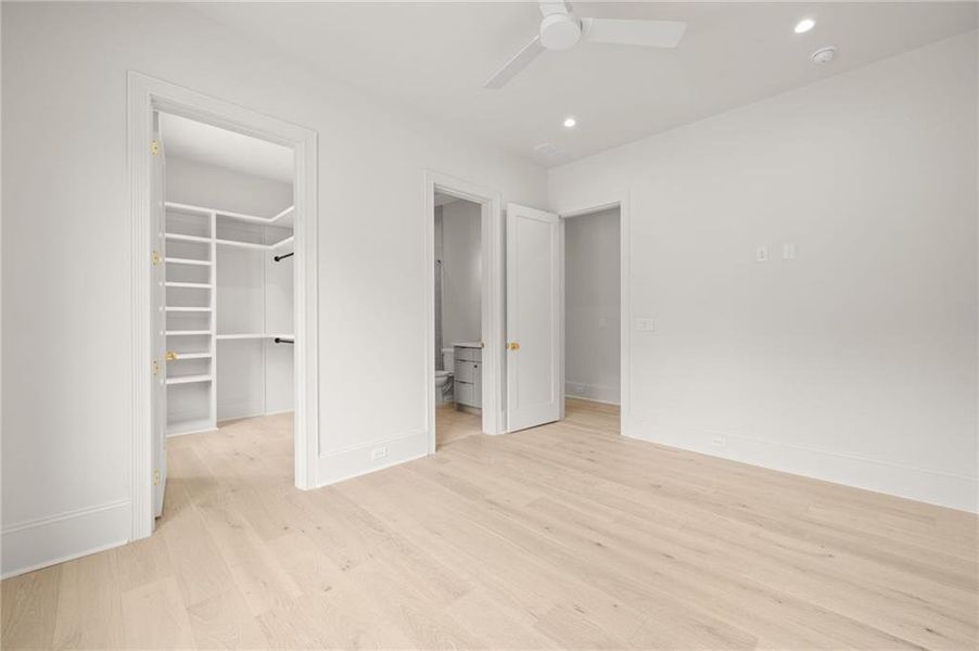 Spacious, unfurnished interior of a new home in , Atlanta (Image 39).
