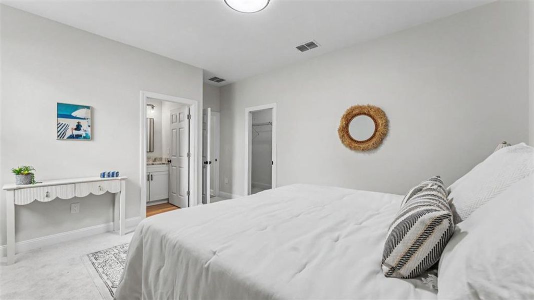 Furnished interior view inside a new home in , Lakeland (Image 18).