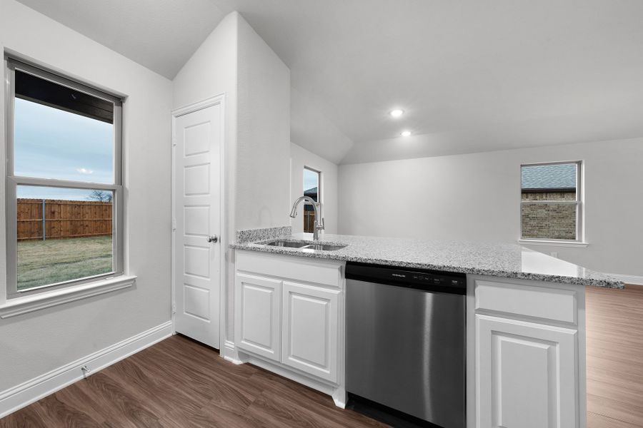 Furnished interior view inside a new home in Stonecreek, Sulphur Springs (Image 8).
