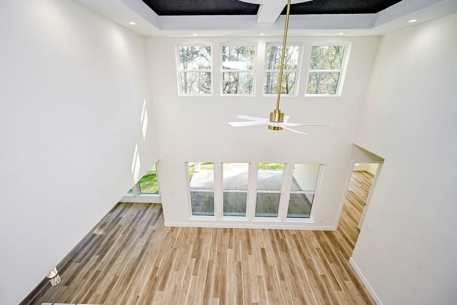Spacious, unfurnished interior of a new home in , Humble (Image 19).