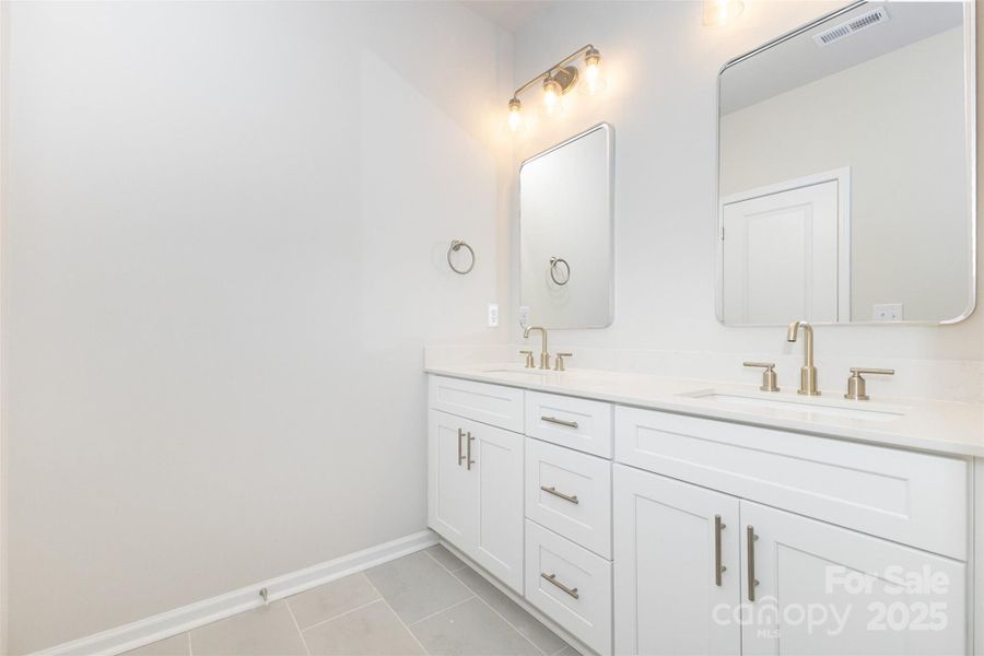 Furnished interior view inside a new home in , Charlotte (Image 7).