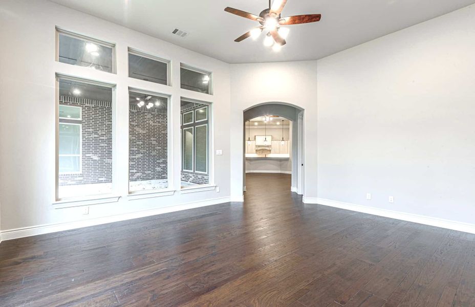 Representative unfurnished interior of a home built from the 3616 by Ravenna Homes in Artavia 70′, Conroe (Image 46).