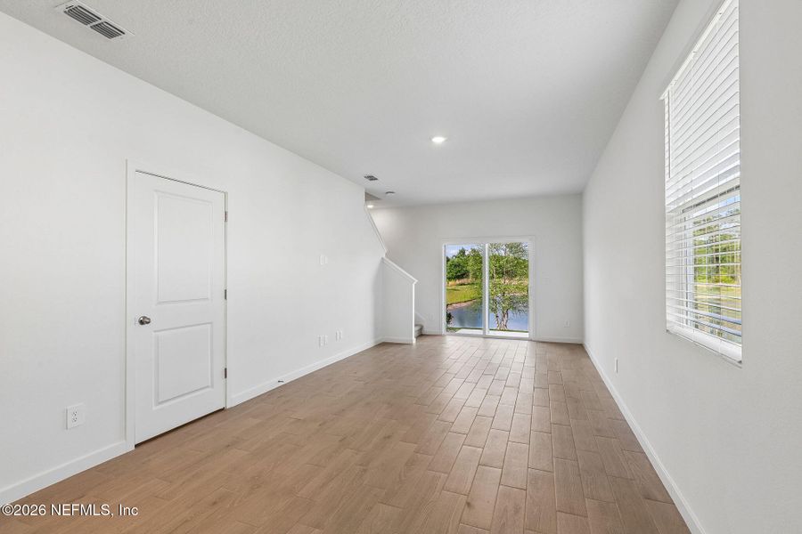 Spacious, unfurnished interior of a new home in , Middleburg (Image 25). Spacious, unfurnished interior of a new home in , Middleburg (Image 25).