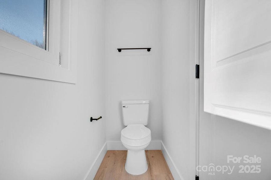 Image 30 of a home in .