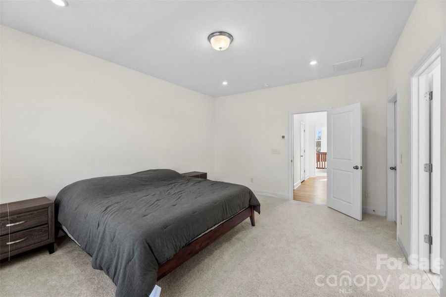 Primary Suite with spacious walk in closet.