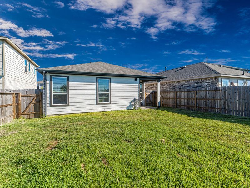 Exterior details and patio area of a home in , Katy (Image 22). Exterior details and patio area of a home in , Katy (Image 22).