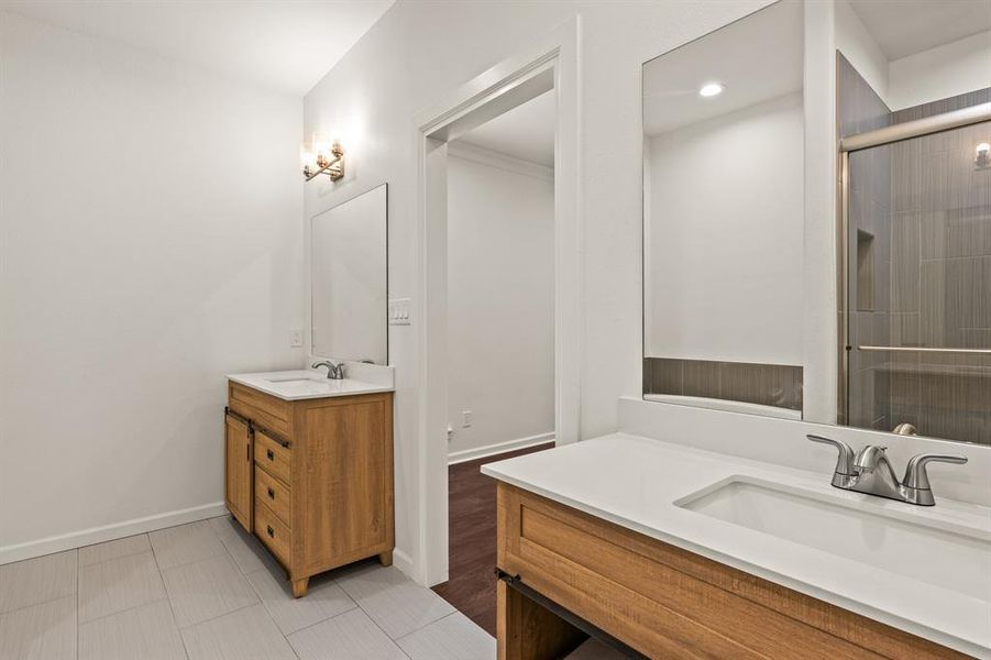 Furnished interior view inside a new home in , Mount Vernon (Image 17).