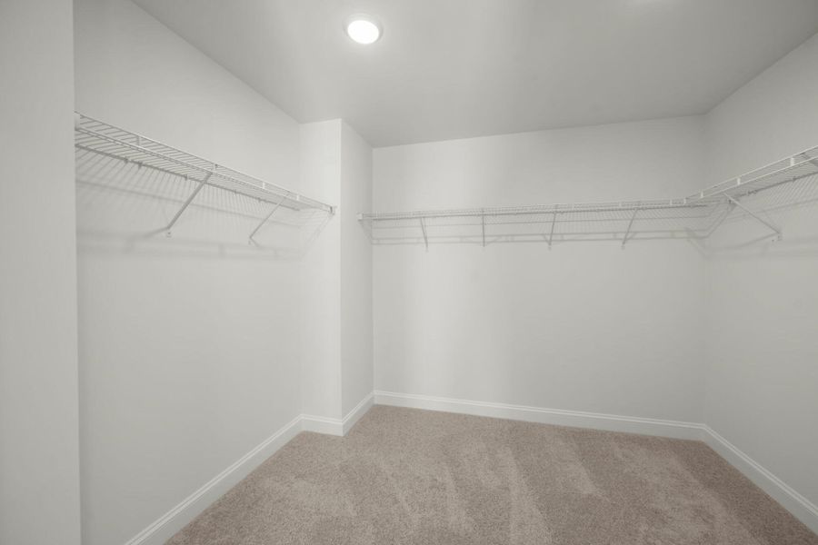 Spacious, unfurnished interior of a new home in Pisgah Park, Kernersville (Image 40).