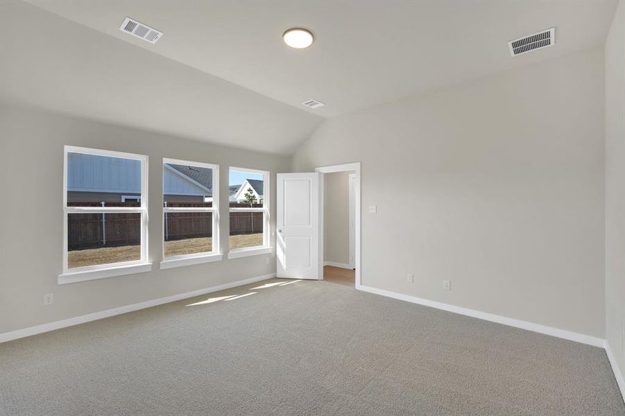 Spacious, unfurnished interior of a new home in Hickory Hill, Sherman (Image 18). Spacious, unfurnished interior of a new home in Hickory Hill, Sherman (Image 18).