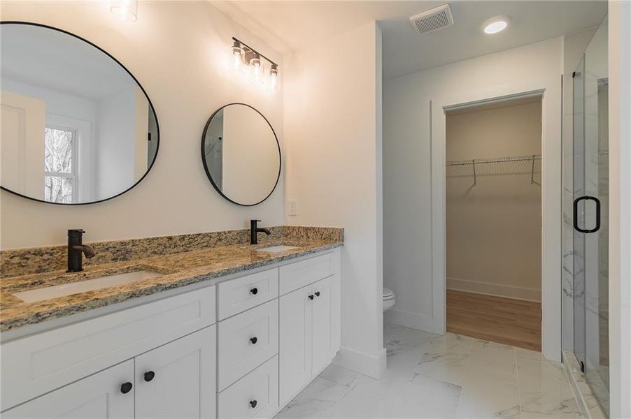 Furnished interior view inside a new home in , Gainesville (Image 10).