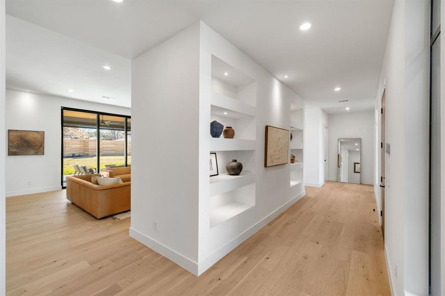 Furnished interior view inside a new home in , Farmers Branch (Image 4).