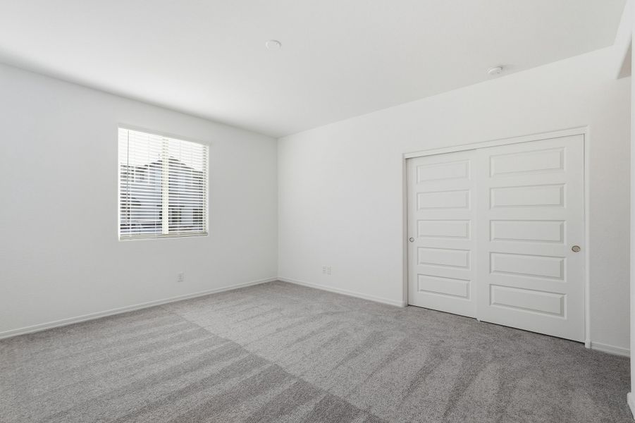 Spacious, unfurnished interior of a new home in Parkside, Avondale (Image 25).