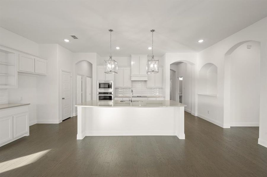 Furnished interior view inside a new home in Mockingbird Hills, Joshua (Image 13). Furnished interior view inside a new home in Mockingbird Hills, Joshua (Image 13).
