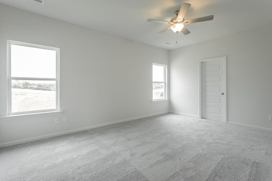 Spacious, unfurnished interior of a new home in Laurel Ridge, Rock Spring (Image 42).
