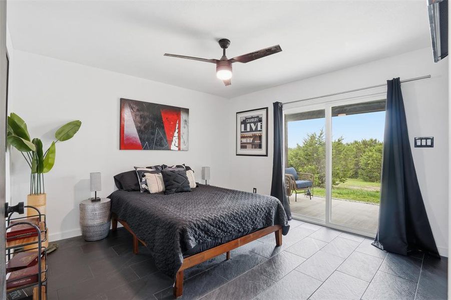 Furnished interior view inside a new home in , Granbury (Image 34).
