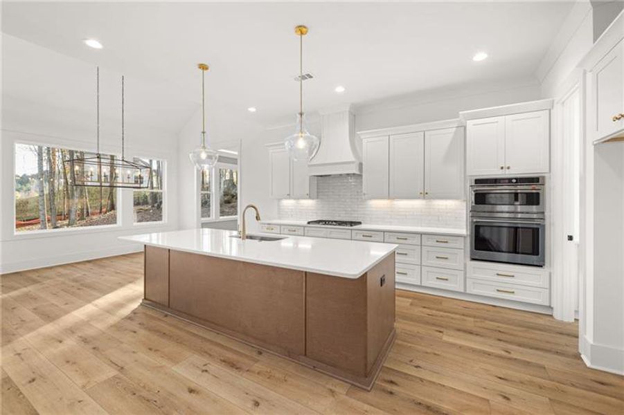 Furnished interior view inside a new home in , Jefferson (Image 35).