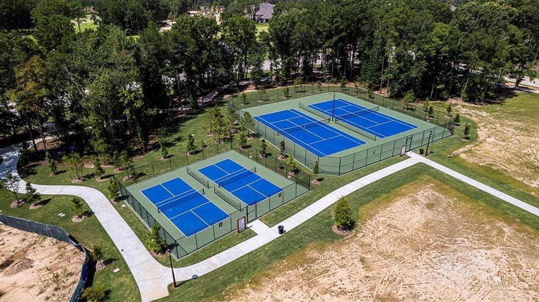 Pickelball and Tennis courts