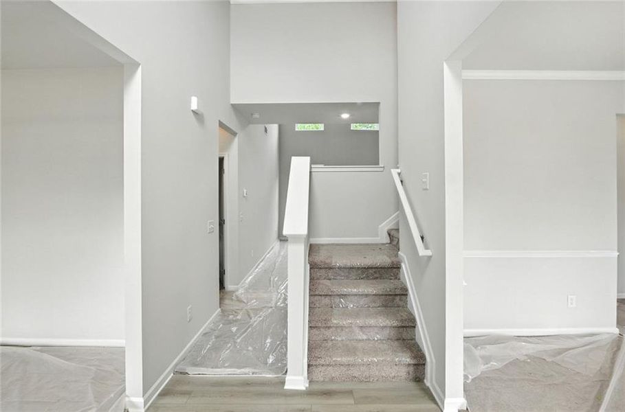 Spacious, unfurnished interior of a new home in Creekside Landing, Dallas (Image 18).