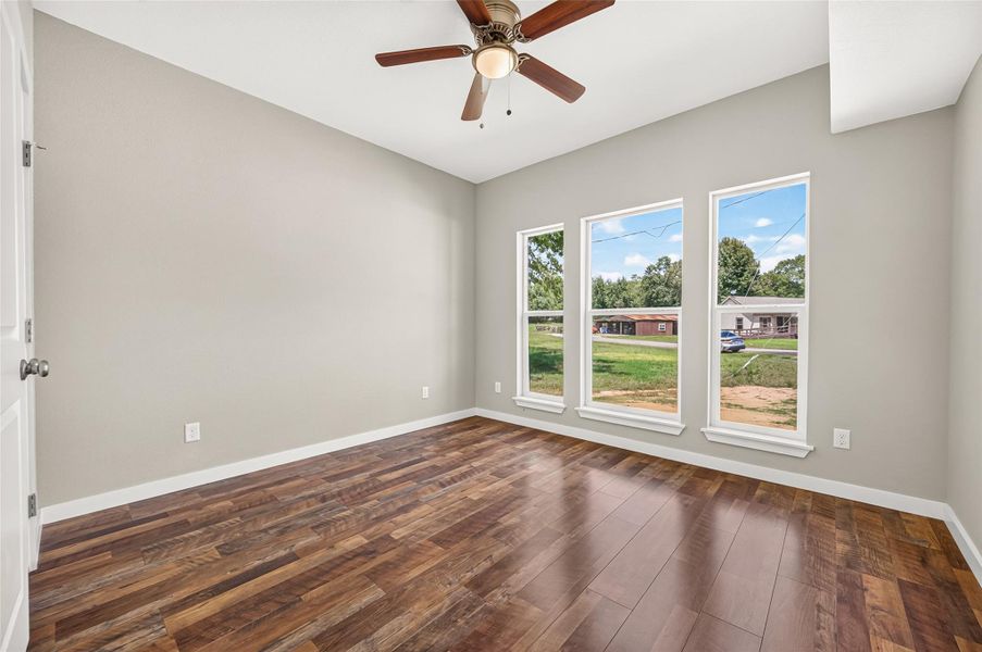Spacious, unfurnished interior of a new home in , Montgomery (Image 15).