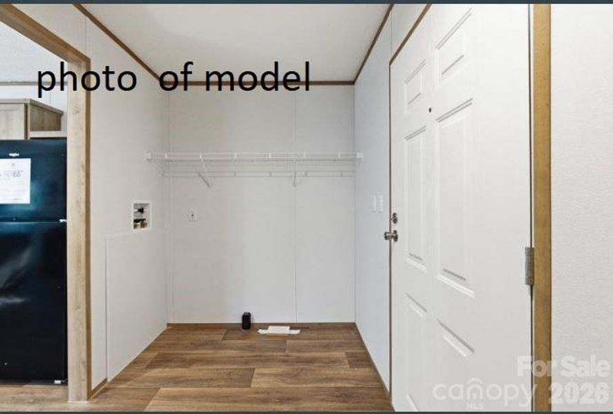 Image 10 of a home in .