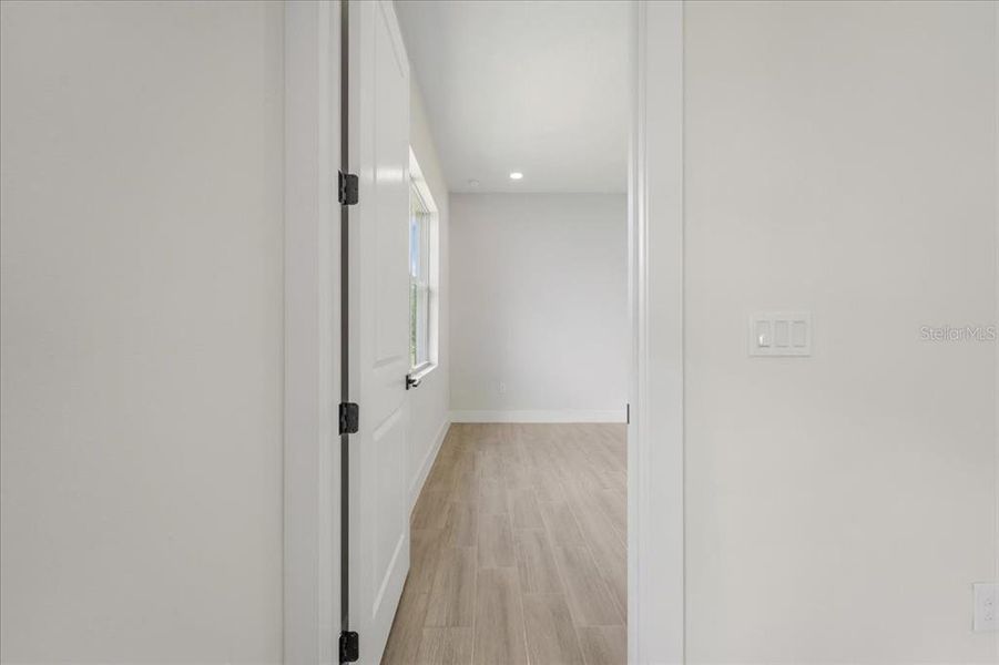 Spacious, unfurnished interior of a new home in , Lehigh Acres (Image 39).