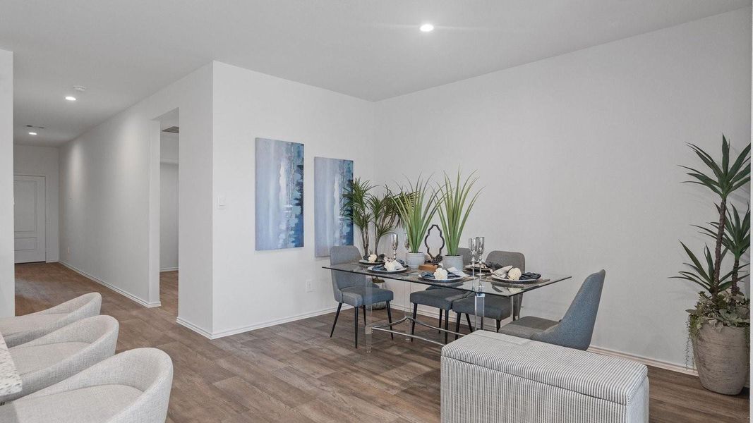 *All images, rooms measurements are approximate. All information, including pricing, is subject to change.