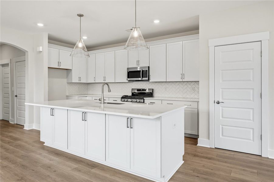 Furnished interior view inside a new home in Saratoga Oaks, Williamston (Image 7).