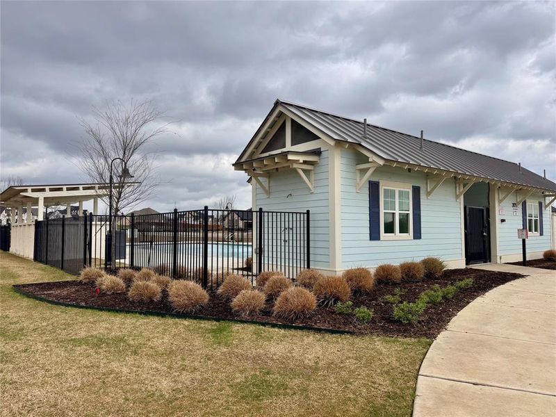 Community amenities in Somerset Park, Rockwall (Image 37).