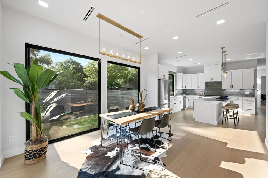 Furnished interior view inside a new home in , Austin (Image 26). Furnished interior view inside a new home in , Austin (Image 26).