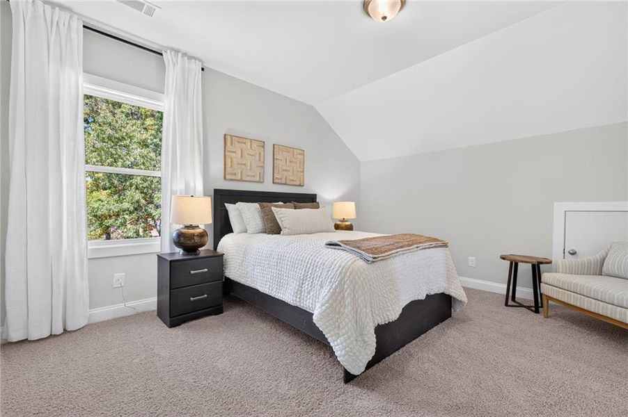 Furnished interior view inside a new home in , Jefferson (Image 36).