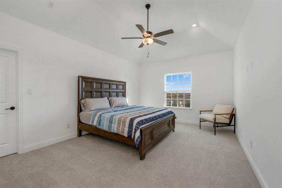 Furnished interior view inside a new home in Fields Villas - Darling Homes, Frisco (Image 28). Furnished interior view inside a new home in Fields Villas - Darling Homes, Frisco (Image 28).