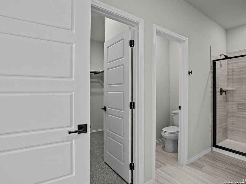 Furnished interior view inside a new home in Horizon Pointe, San Antonio (Image 12). Furnished interior view inside a new home in Horizon Pointe, San Antonio (Image 12).